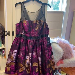 Floral Sleeveless Jacquard Dress- Size 16
